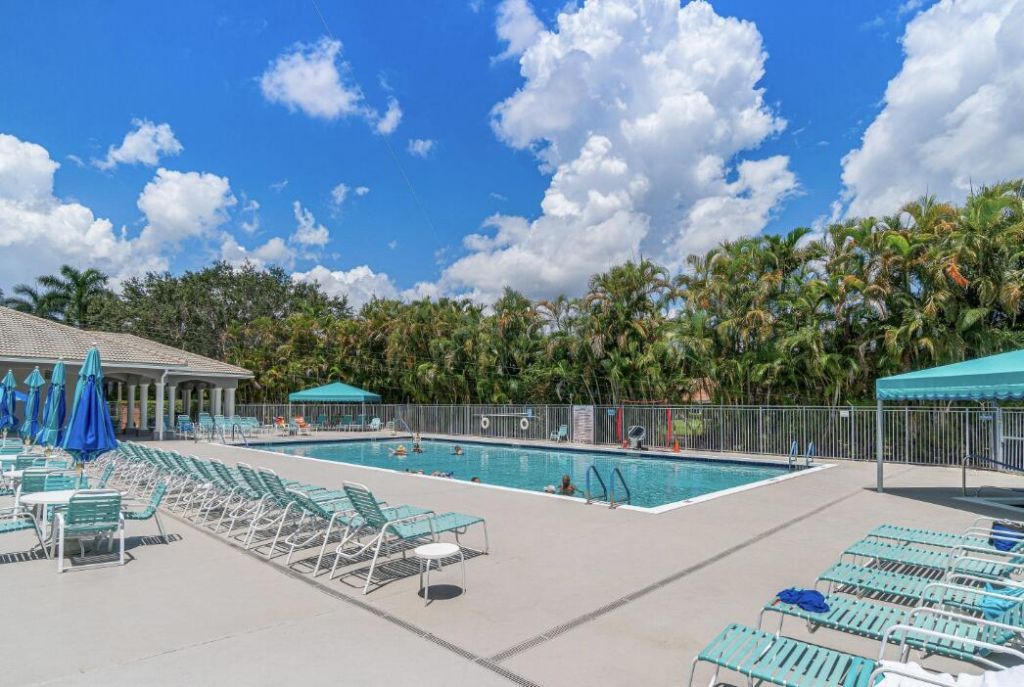 10760 Royal Caribbean Circle, Boynton Beach, FL 33437 Photo