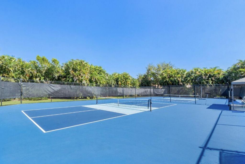 10760 Royal Caribbean Circle, Boynton Beach, FL 33437 Photo