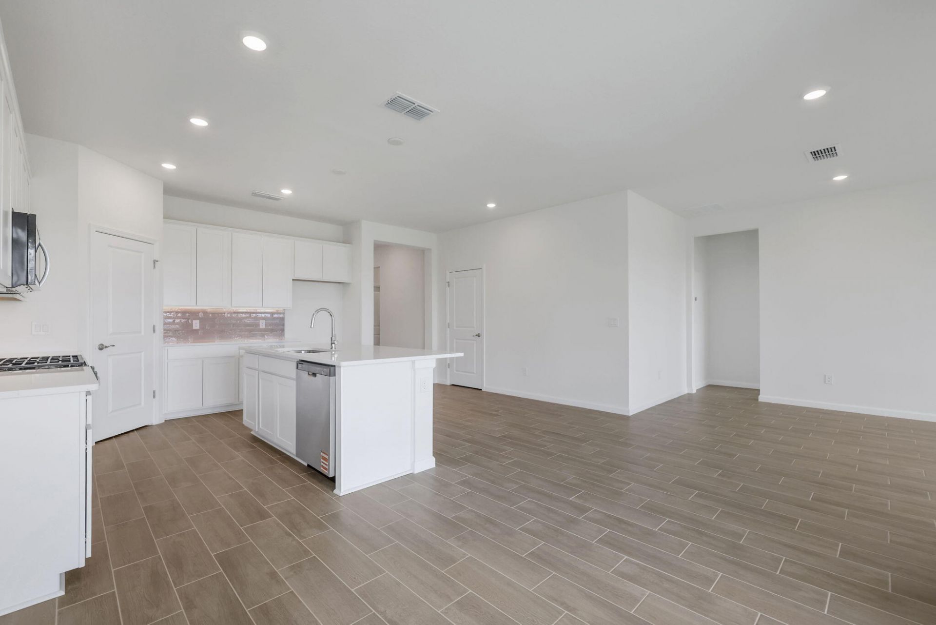 5453 NW Camberly Court, Port Saint Lucie, FL 34987 Photo