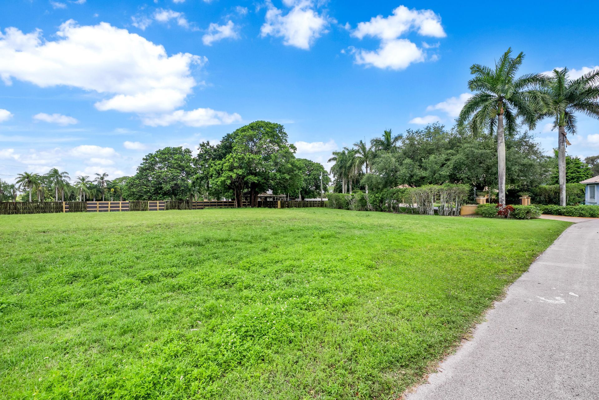11200 NW 14th Street, Plantation, FL 33323 Photo