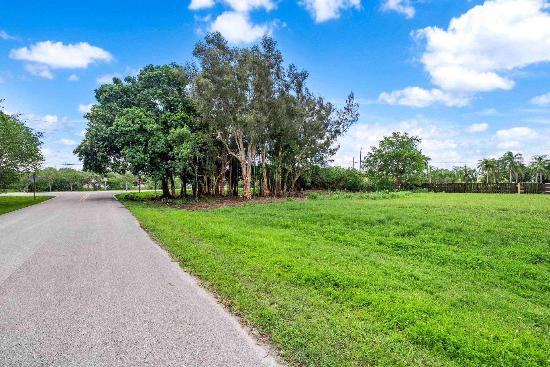 11200 NW 14th Street, Plantation, FL 33323 Photo