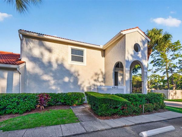 4843 NAPOLI COURT NE, ST PETERSBURG, FL 33703
