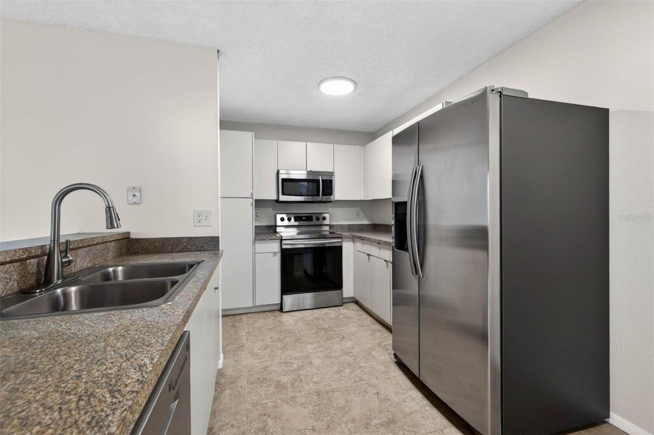 4843 Napoli Court Ne, Saint Petersburg, FL 33703 Photo