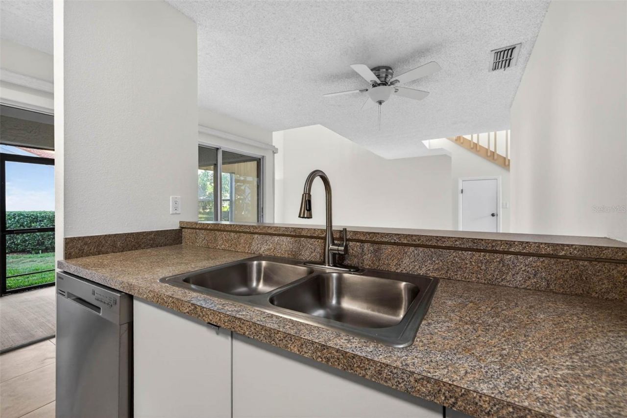 4843 Napoli Court Ne, Saint Petersburg, FL 33703 Photo