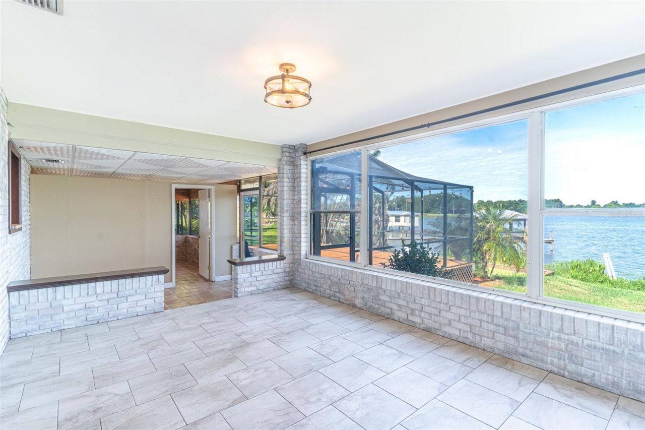 715 S Lakeside Terrace, Eagle Lake, FL 33839 Photo