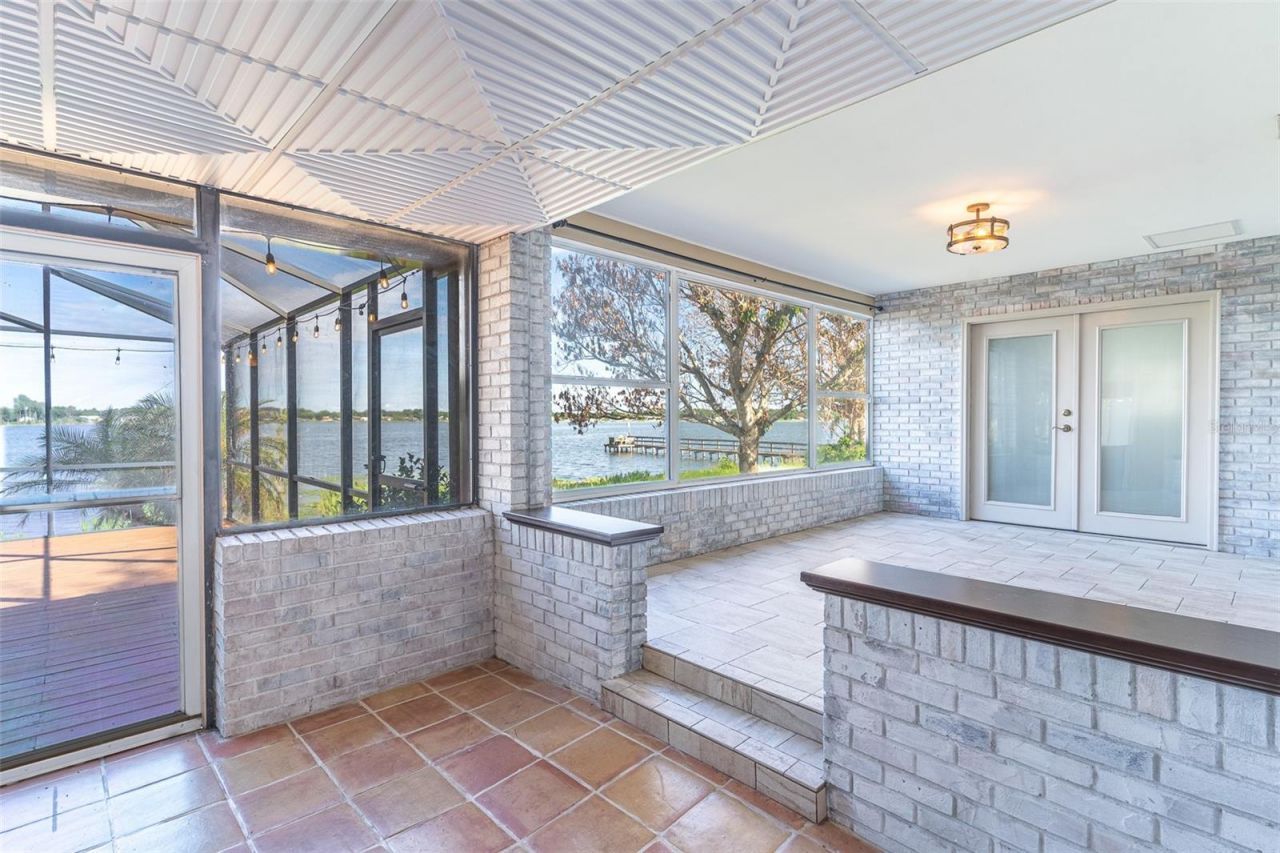 715 S Lakeside Terrace, Eagle Lake, FL 33839 Photo