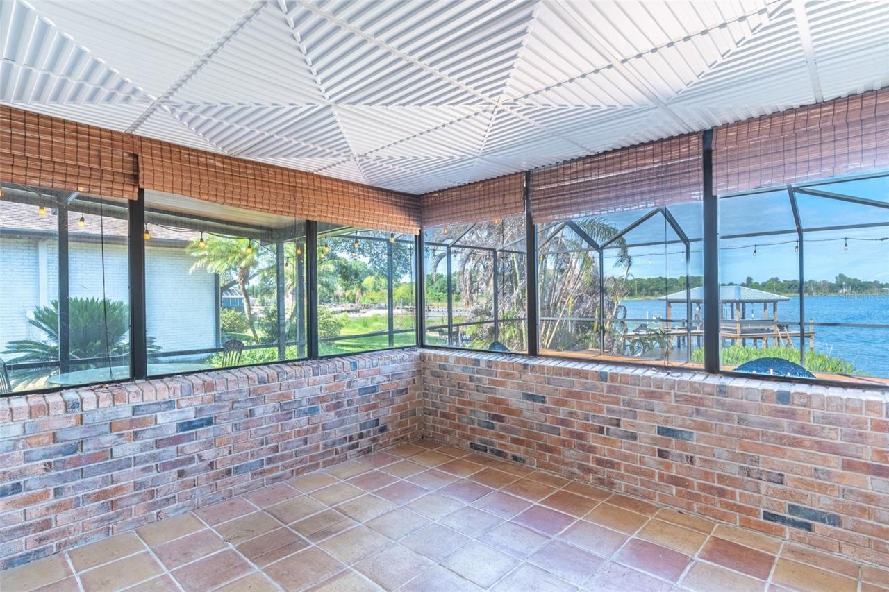 715 S Lakeside Terrace, Eagle Lake, FL 33839 Photo