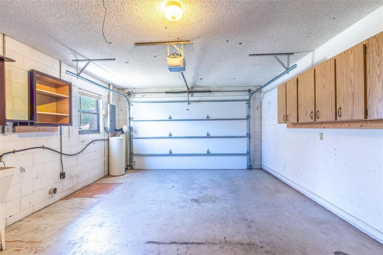 715 S Lakeside Terrace, Eagle Lake, FL 33839 Photo