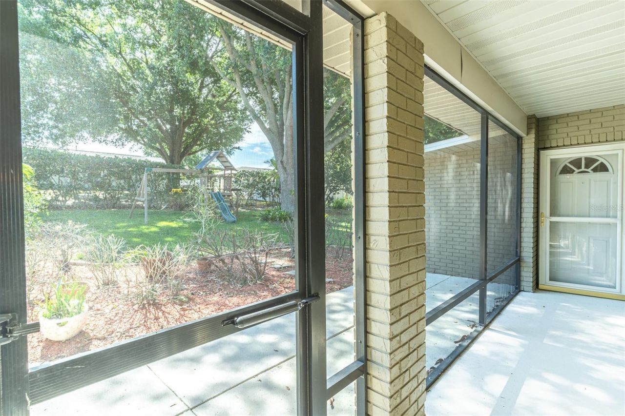 715 S Lakeside Terrace, Eagle Lake, FL 33839 Photo