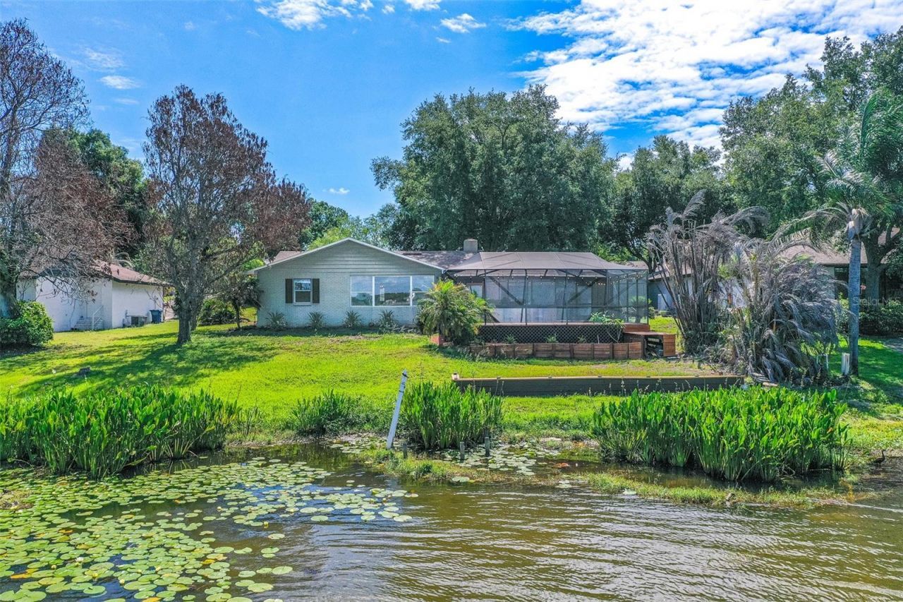 715 S Lakeside Terrace, Eagle Lake, FL 33839 Photo