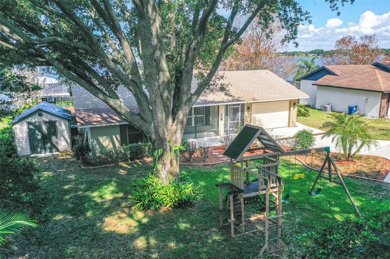 715 S Lakeside Terrace, Eagle Lake, FL 33839 Photo