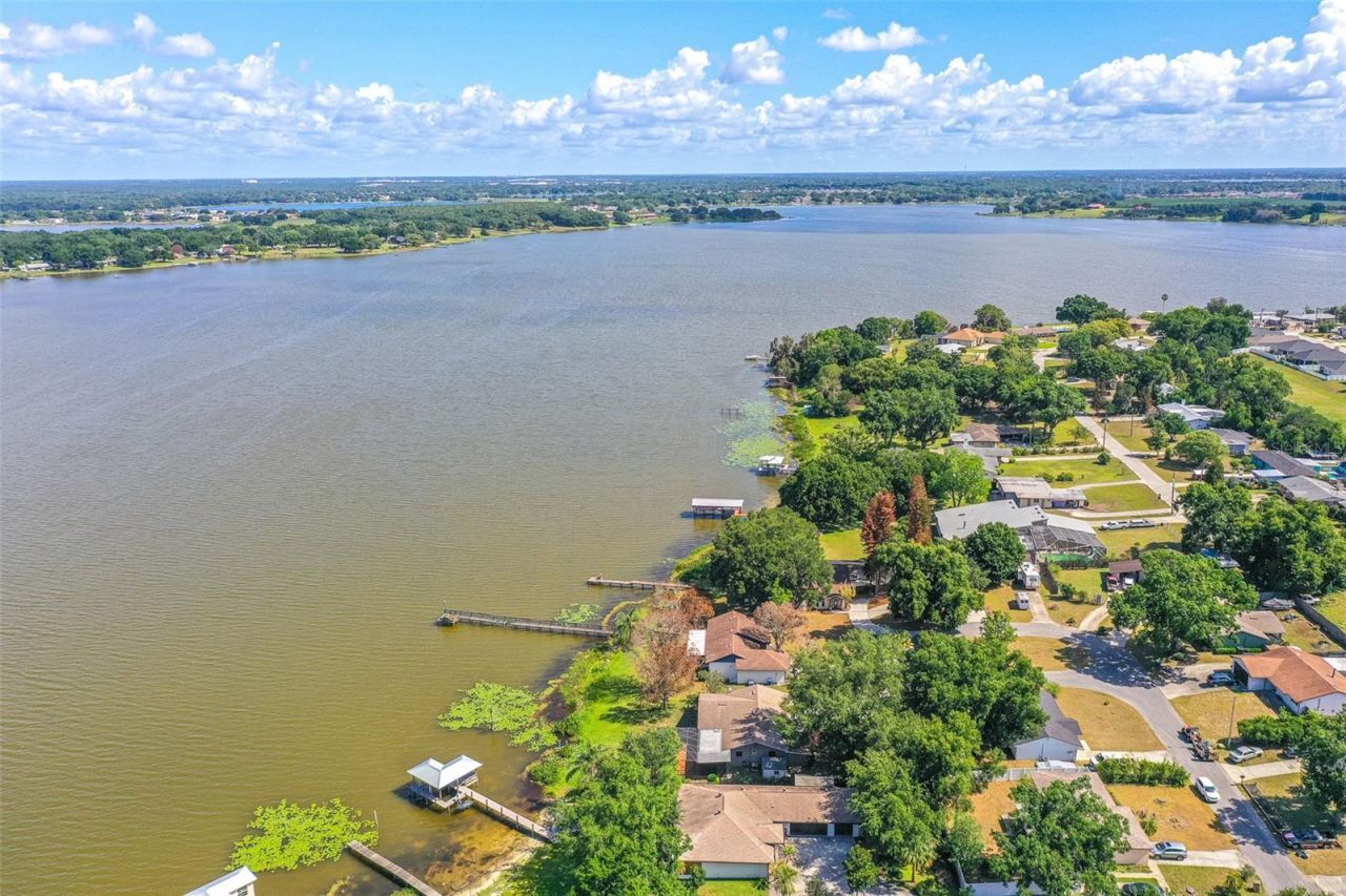 715 S Lakeside Terrace, Eagle Lake, FL 33839 Photo