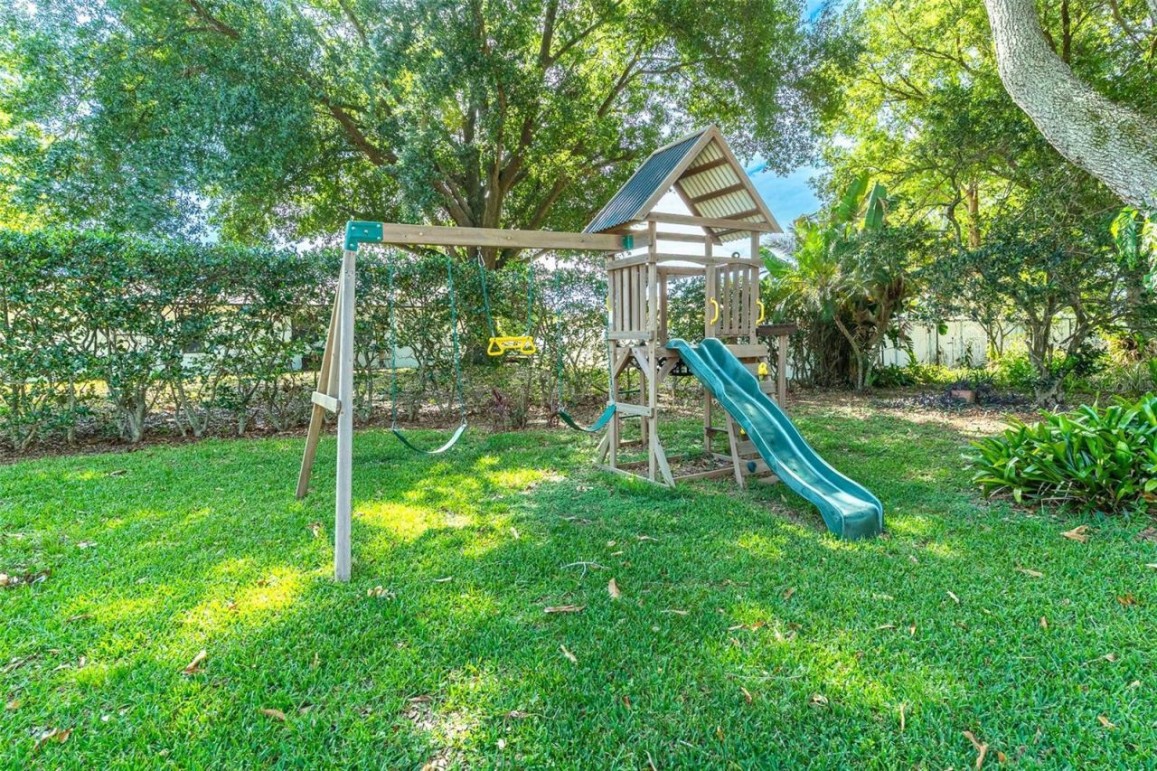 715 S Lakeside Terrace, Eagle Lake, FL 33839 Photo