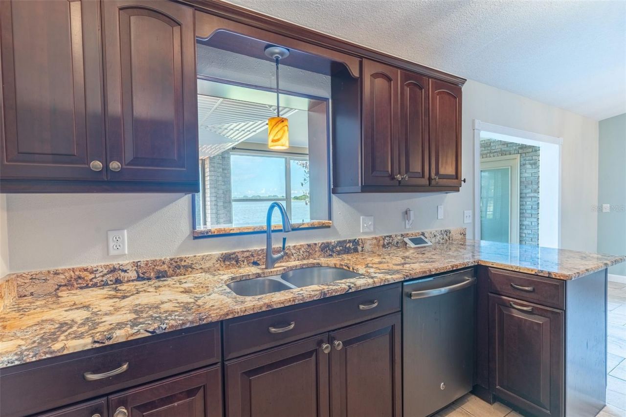 715 S Lakeside Terrace, Eagle Lake, FL 33839 Photo