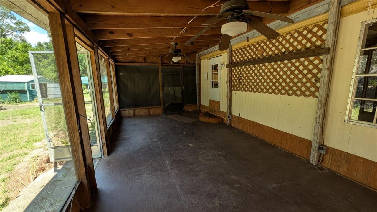11291 SE 202nd Lane , Inglis, FL 34449 Photo