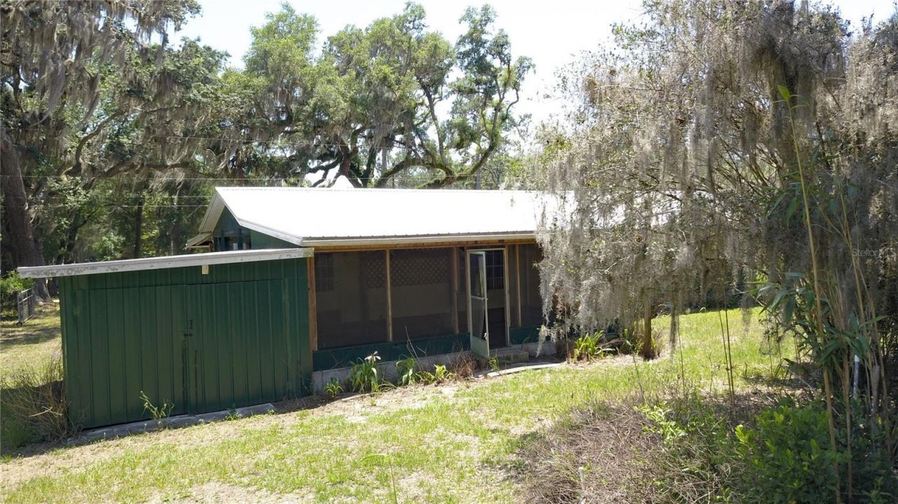 11291 SE 202nd Lane , Inglis, FL 34449 Photo