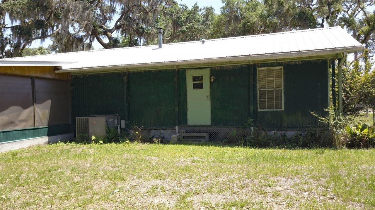 11291 SE 202nd Lane , Inglis, FL 34449 Photo