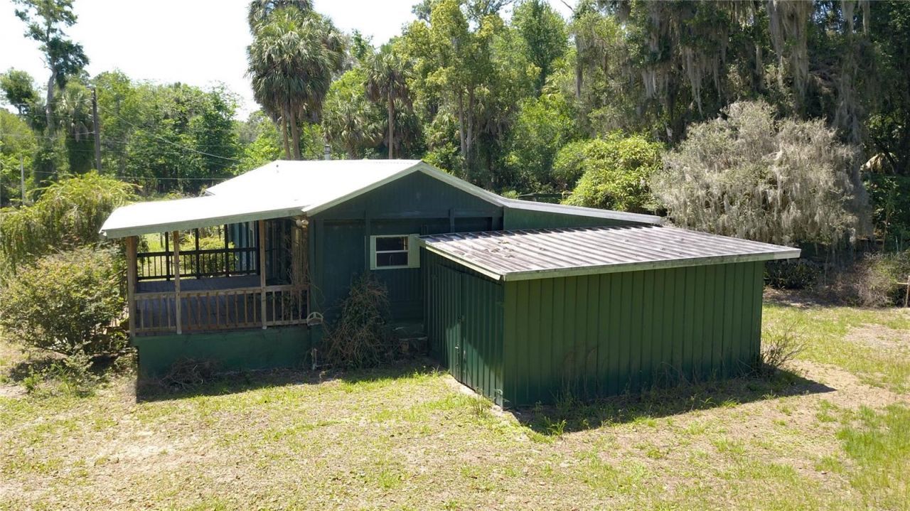 11291 SE 202nd Lane , Inglis, FL 34449 Photo