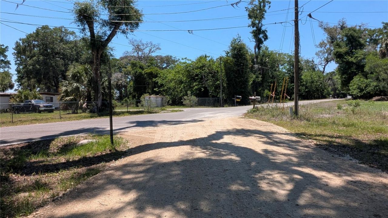 11291 SE 202nd Lane , Inglis, FL 34449 Photo