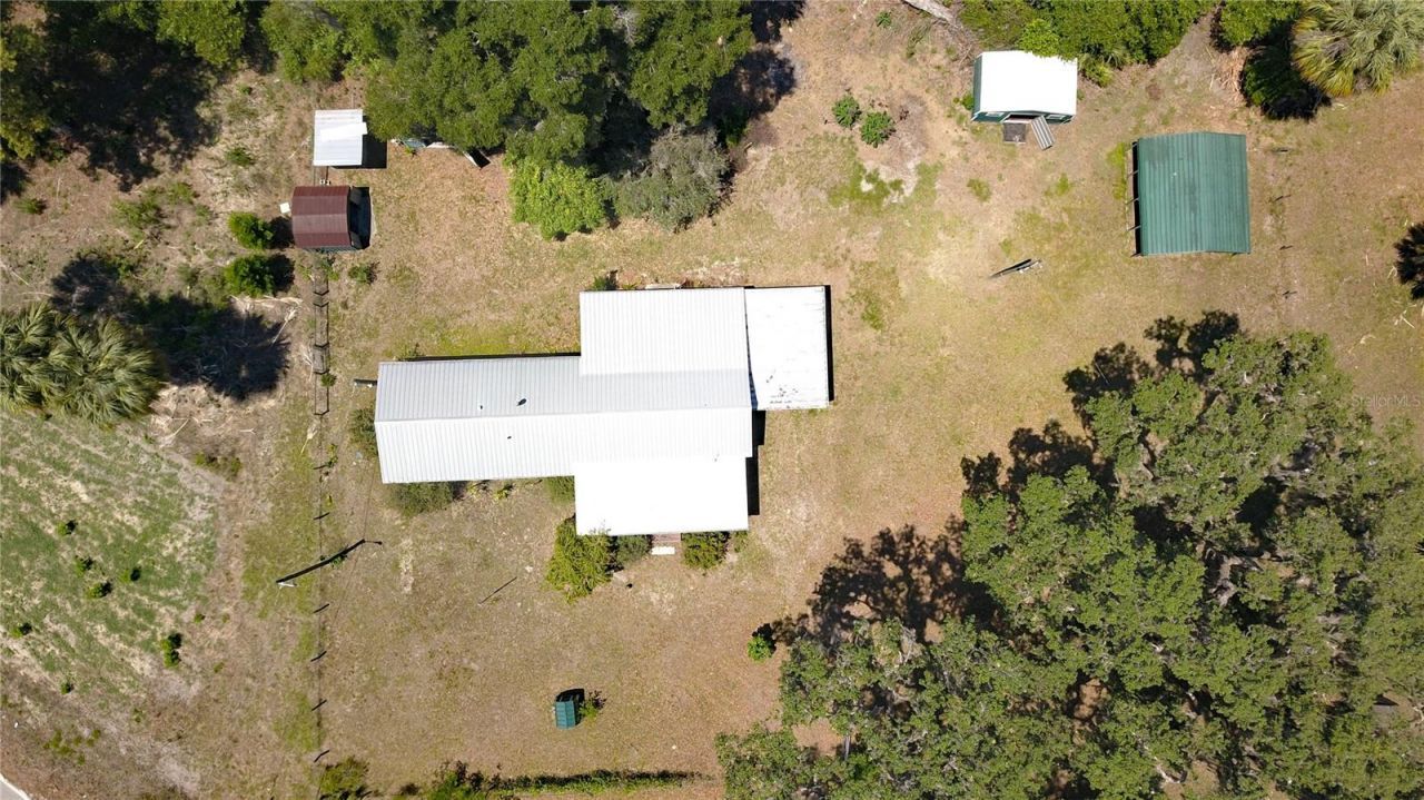 11291 SE 202nd Lane , Inglis, FL 34449 Photo