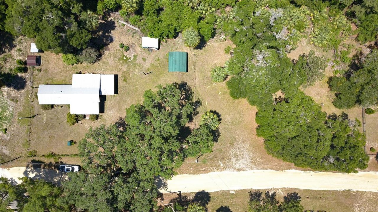 11291 SE 202nd Lane , Inglis, FL 34449 Photo