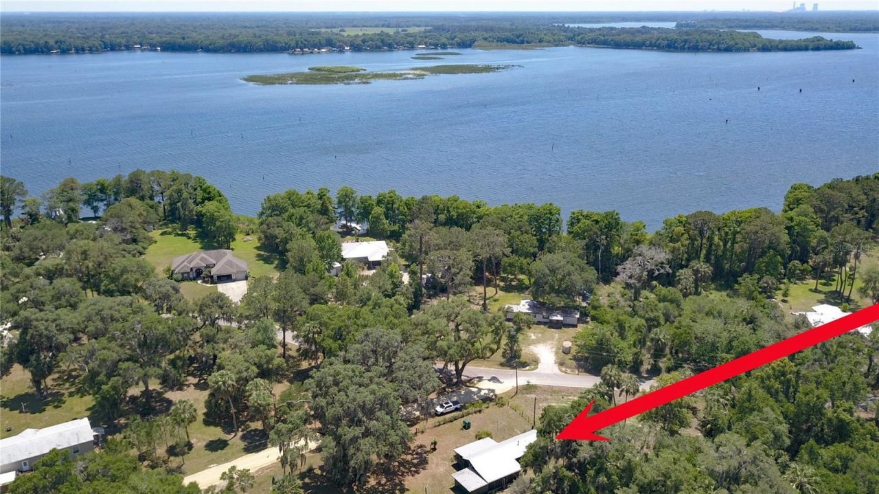 11291 SE 202nd Lane , Inglis, FL 34449 Photo