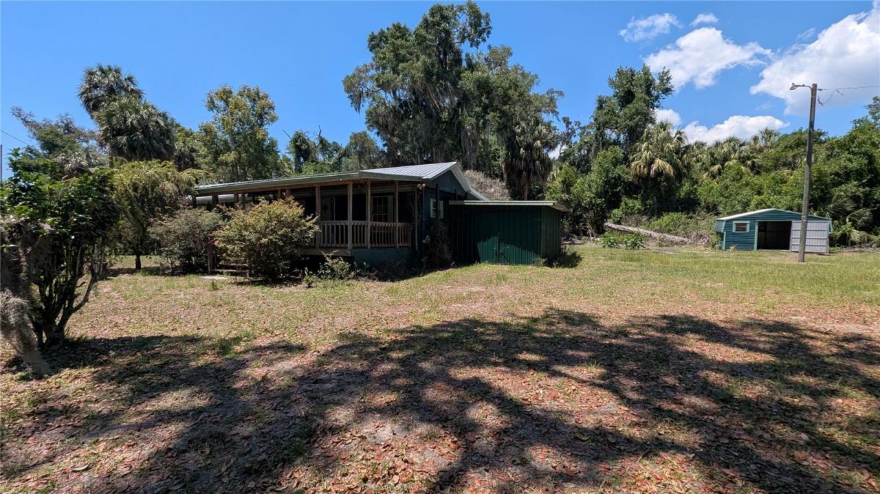 11291 SE 202nd Lane , Inglis, FL 34449 Photo