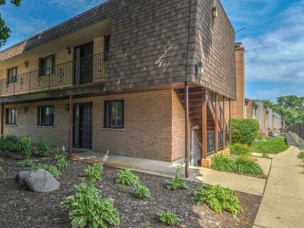 520 E Main Street , Unit 1C, Barrington, IL 60010
