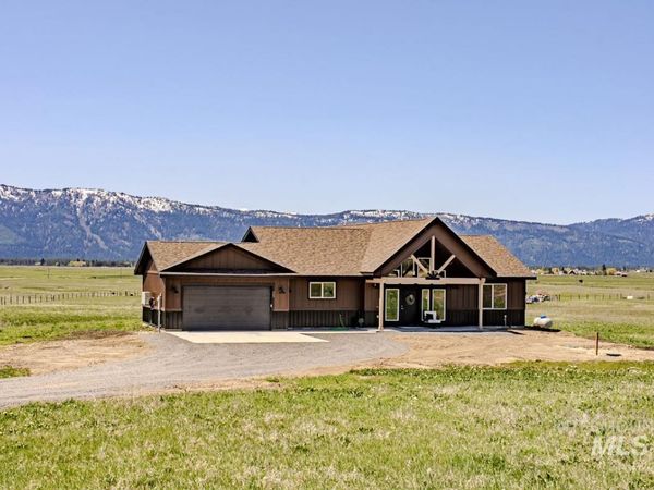 55 Chisum Drive, Donnelly, ID 83615