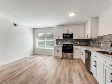 5917 Gaston Avenue, Unit 215, Dallas, TX 75214