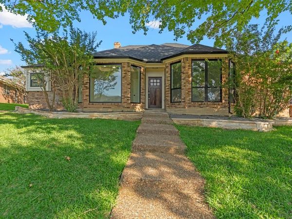 1213 Sycamore Drive , Carrollton, TX 75007