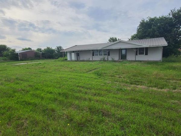 1930 Downsville Road , Robinson, TX 76706
