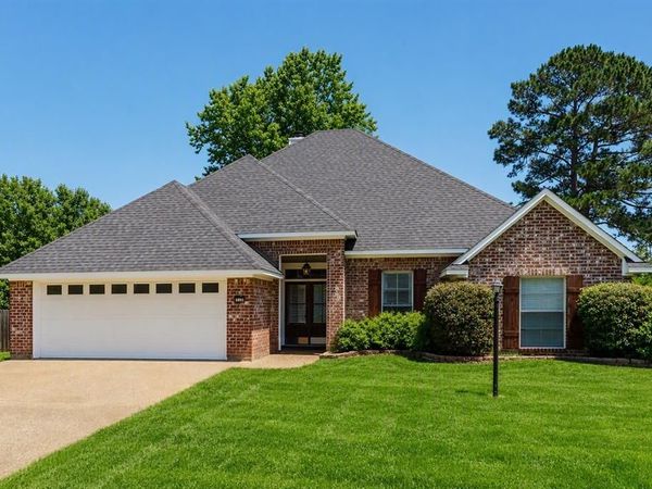 9106 Summer Tree Circle, Unit 1, Greenwood, LA 71033