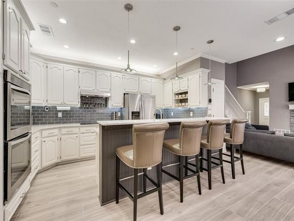 17060 Upper Bay Road, Addison, TX 75001