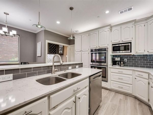 17060 Upper Bay Road, Addison, TX 75001