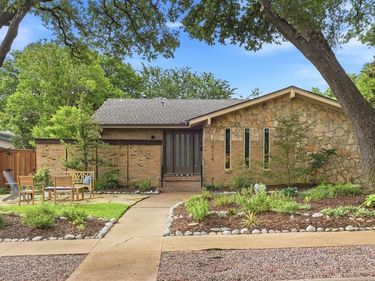 10118 Medlock Drive, Dallas, TX 75218