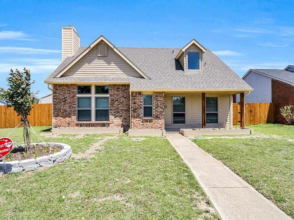 401 S Cannady Drive, Cedar Hill, TX 75104