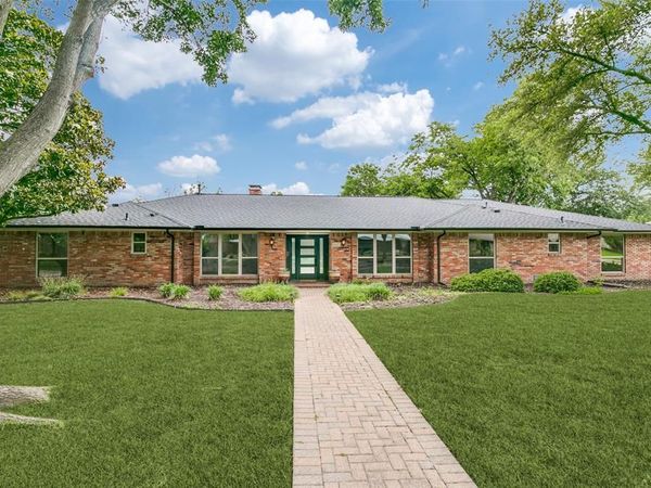 4426 Laren Lane, Dallas, TX 75244