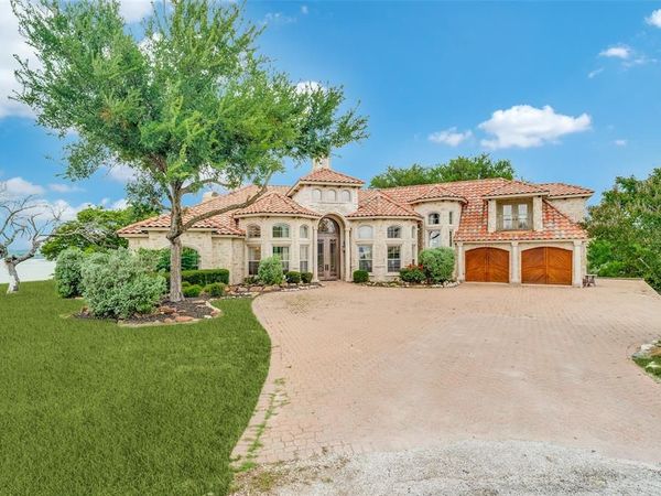 1237 Overlook Court , Whitney, TX 76692