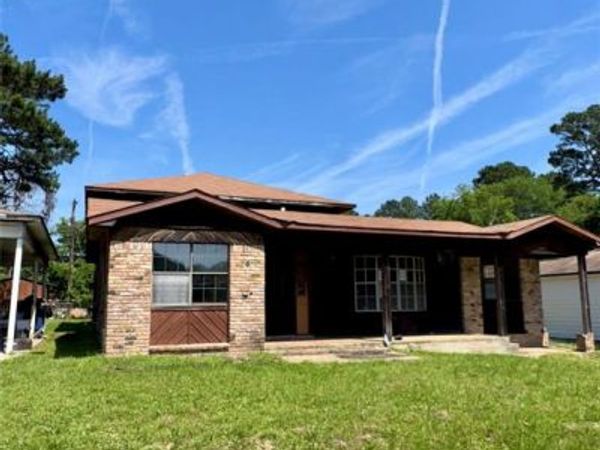 6829 Greenway Avenue, Shreveport, LA 71119