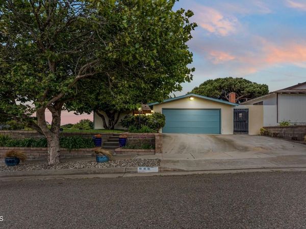 512 S T Street, Lompoc, CA 93436