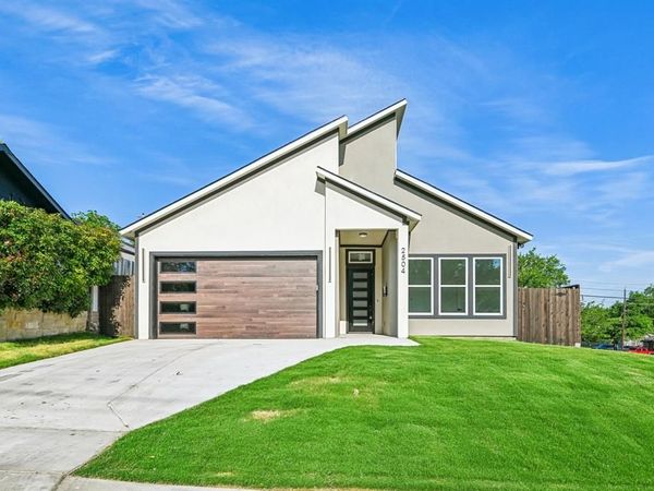 2504 Vaughn Boulevard, Fort Worth, TX 76105