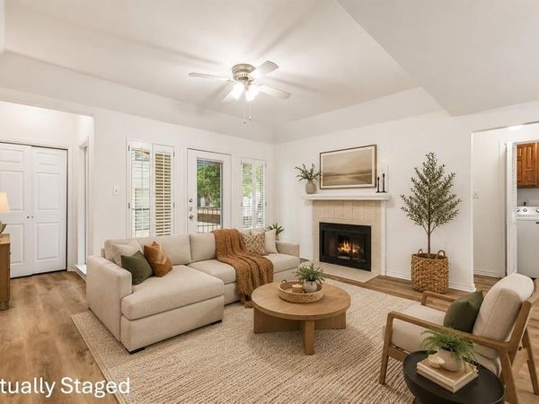 3105 San Jacinto Street, Unit 207, Dallas, TX 75204