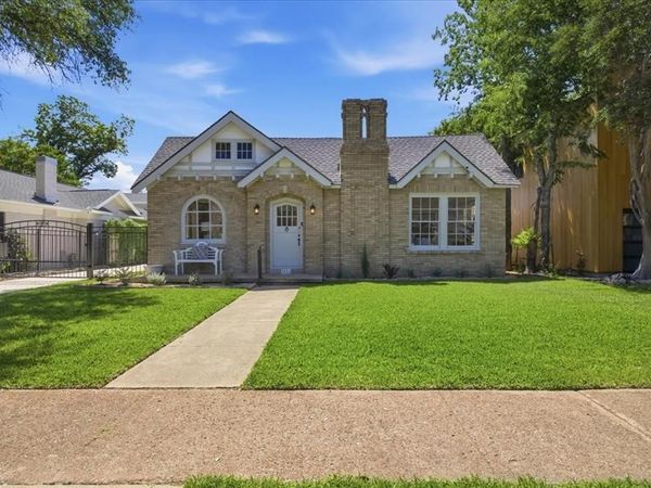 2528 Waits Avenue, Fort Worth, TX 76109
