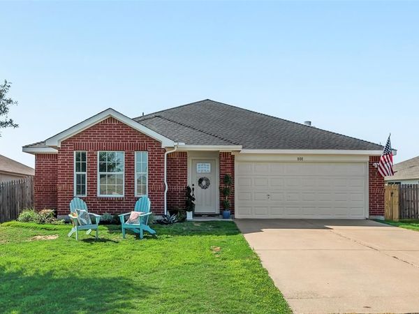 808 Sage Circle , Burleson, TX 76028