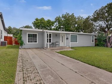 1416 Grady Lee Street, Fort Worth, TX 76134