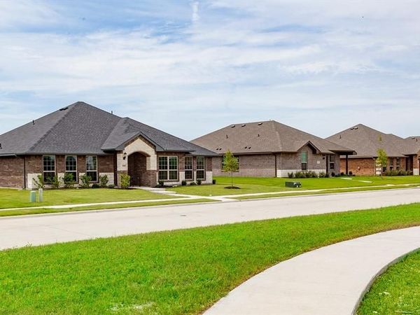 1521 Grimmauld Place, Waxahachie, TX 75165