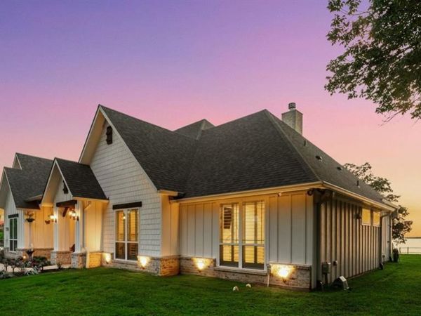 1144 Paradise Cove, Streetman, TX 75859