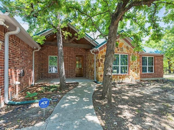 6373 Hidden Oaks Drive, Quinlan, TX 75474