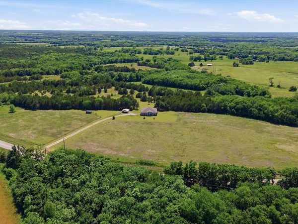 4764 S Fm 271 , Bonham, TX 75418